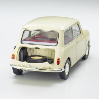 Morris Mini Minor 1967 Old English White 1:18